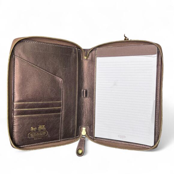 Coach Agenda Journal EUC HAS COACH PAPER - Picture 7 of 9